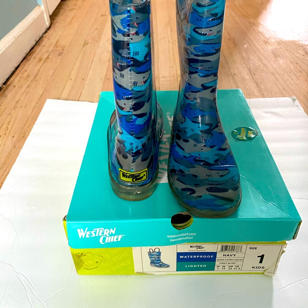 Boys lighted  Rain boots